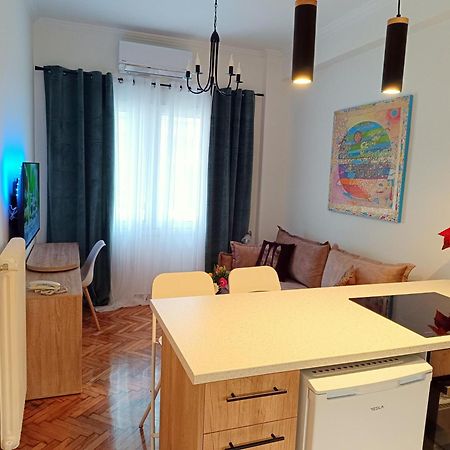 Golden Apartment In Victoria Atina Dış mekan fotoğraf